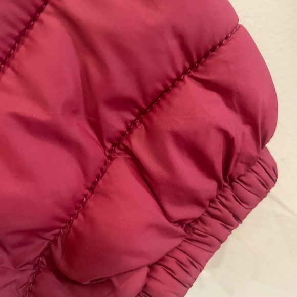 Men's Red Puffer Jacket - Picture 10 of 13